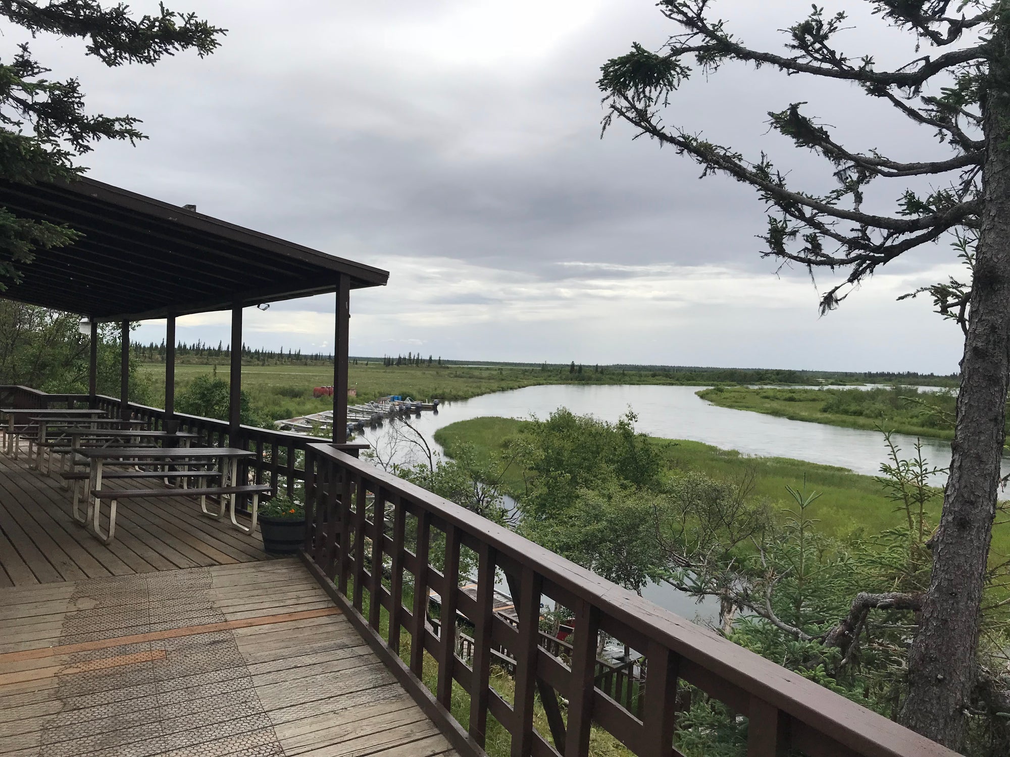 Katmai Wilderness Lodge