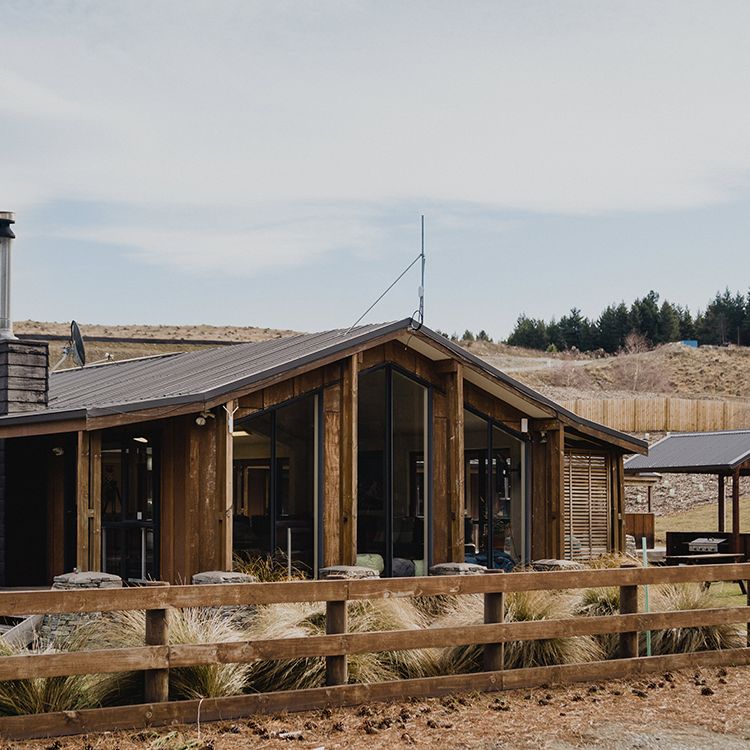 Lakes Edge Holiday Park