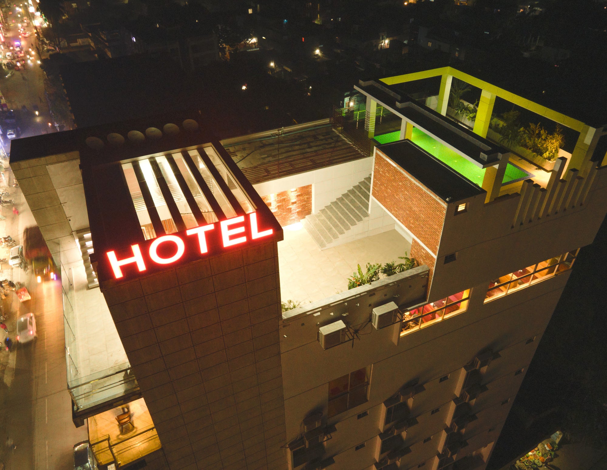 Hotel Grand Noor