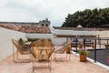 Flore Hostel