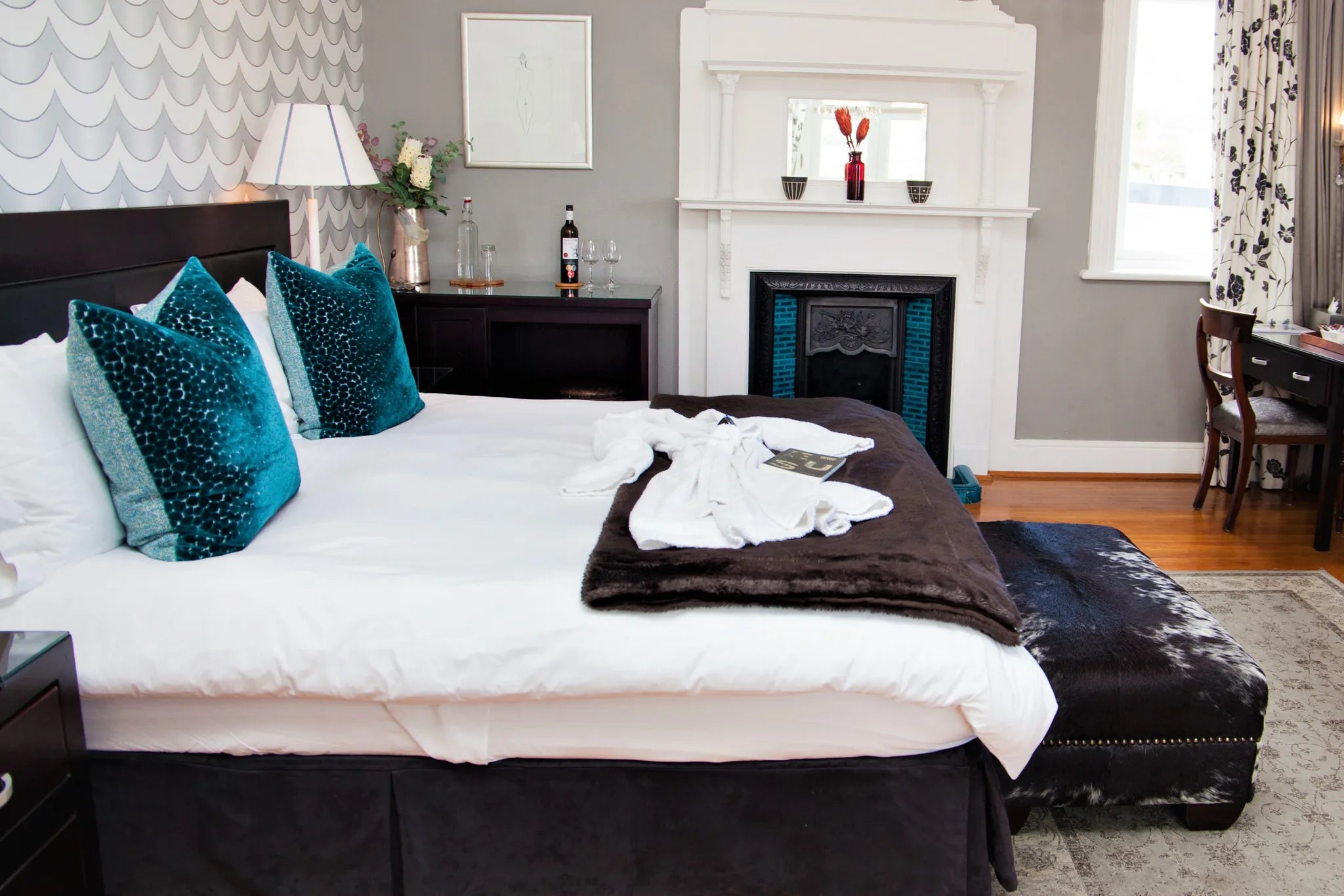 Grand Room Harbour View at Abbey Manor Luxury Guest House, Cape Town, South Africa.