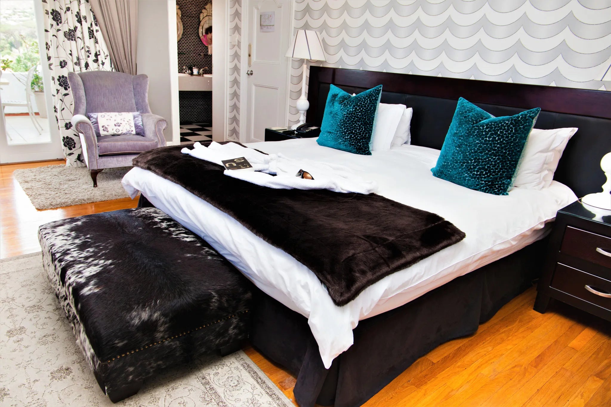 Grand Room Harbour View at Abbey Manor Luxury Guest House, Cape Town, South Africa.