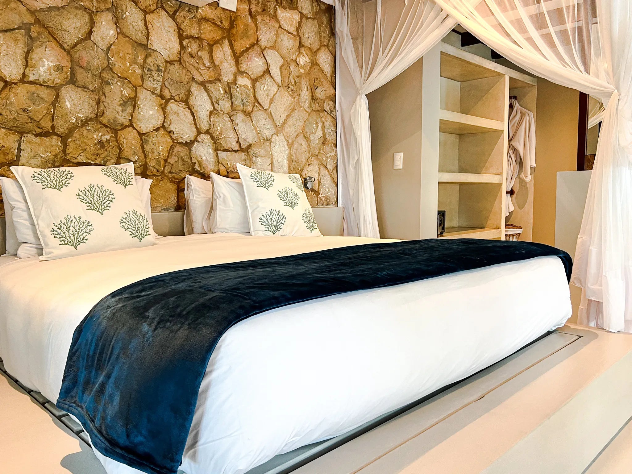 Room gallery image 7.