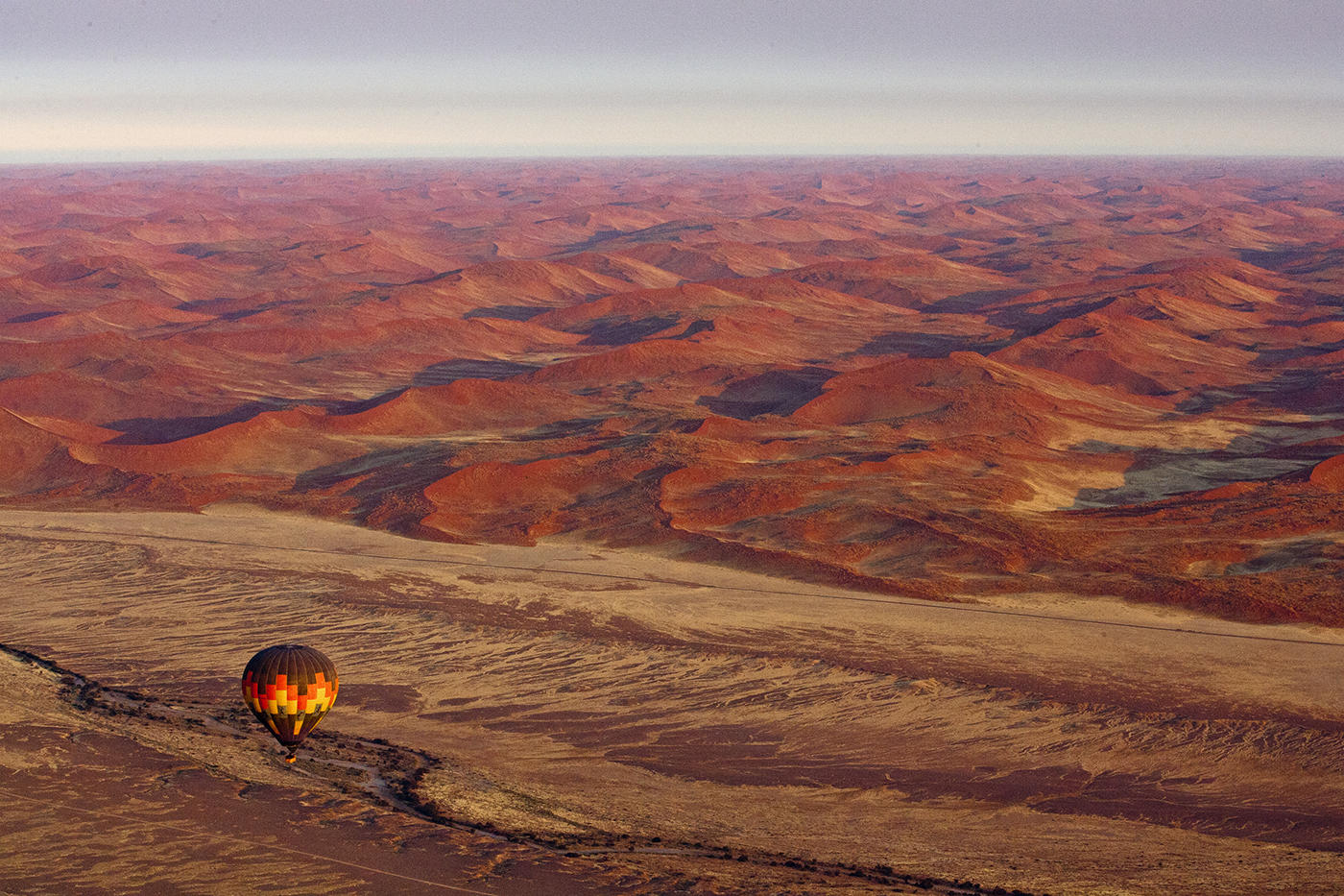 Wilderness Kulala Desert Lodge – Hot Air Balloon Excursion *