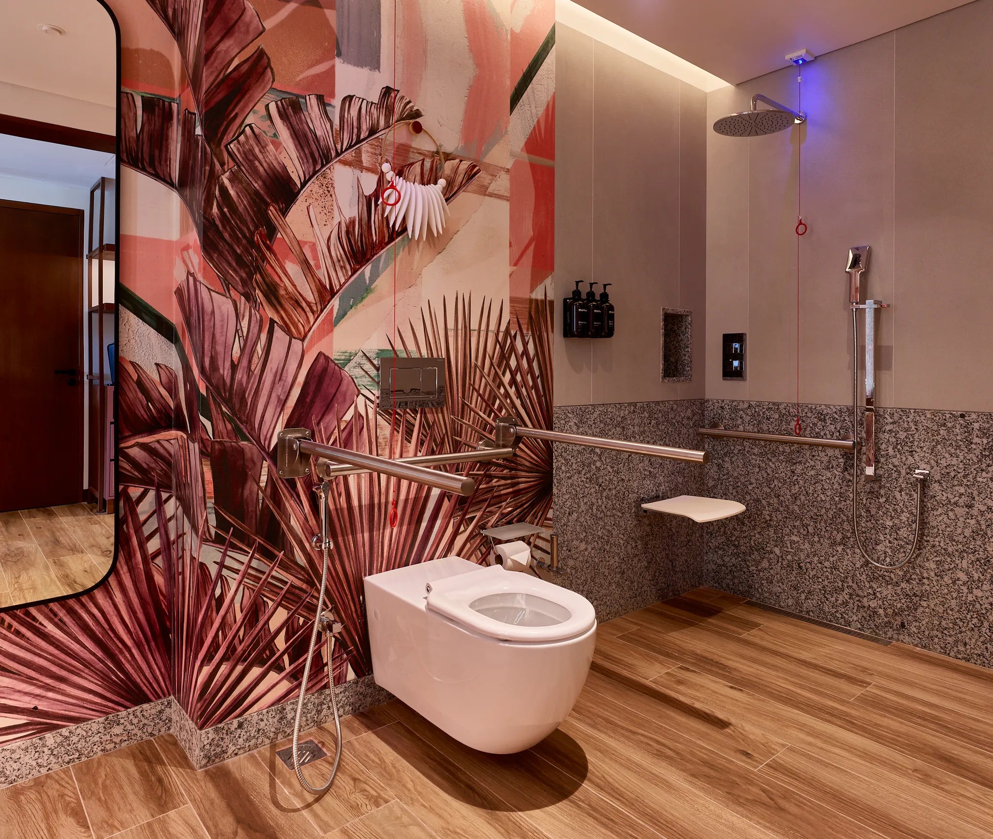 Room gallery image 1.