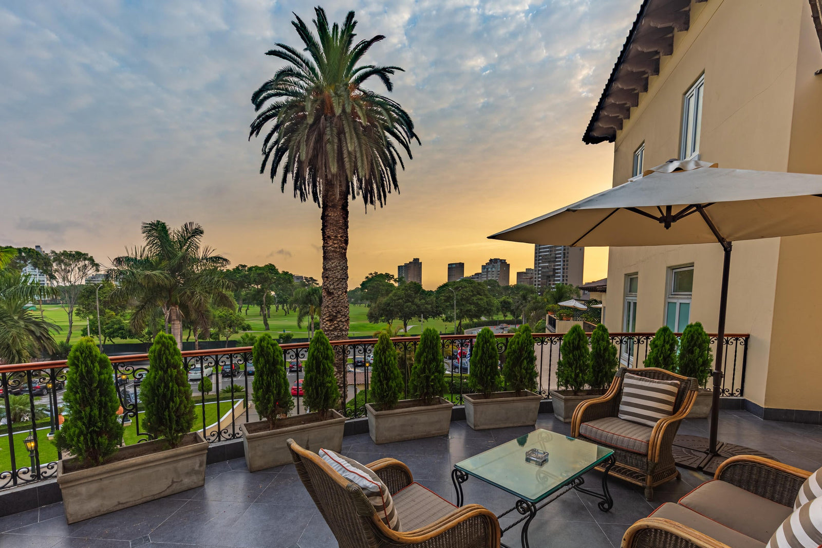 Golf View Presidential Suite