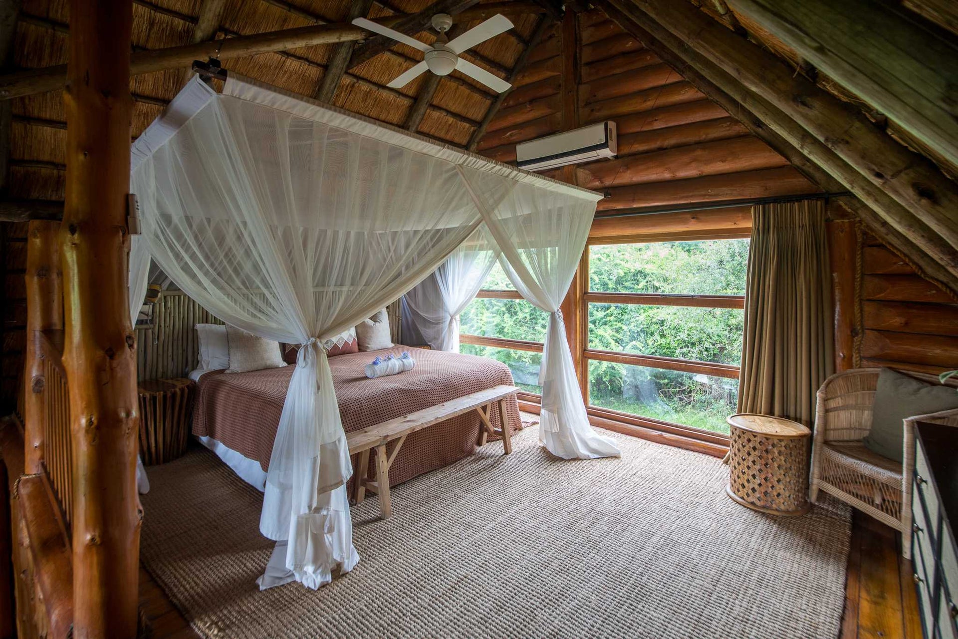 rhino-river-lodge