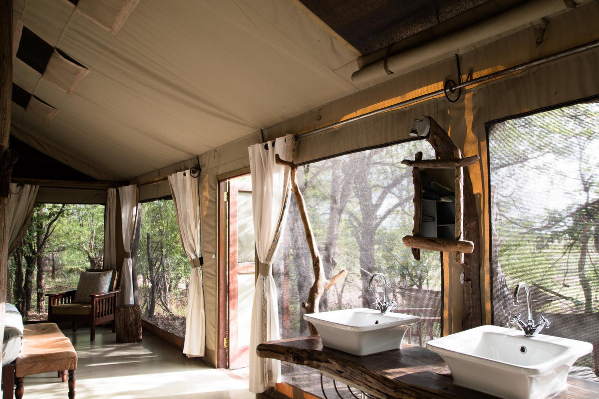 Luxury Tent gallery image 3