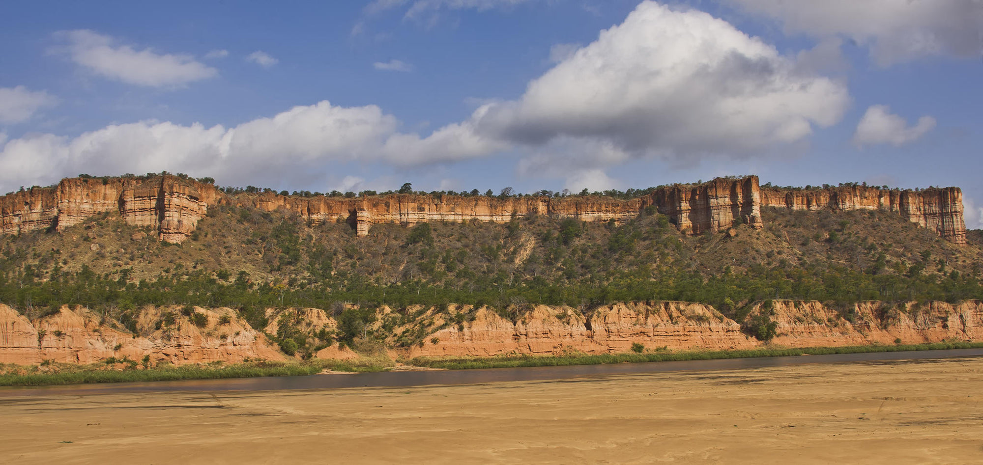 Chilojo Cliffs Safari gallery image 4