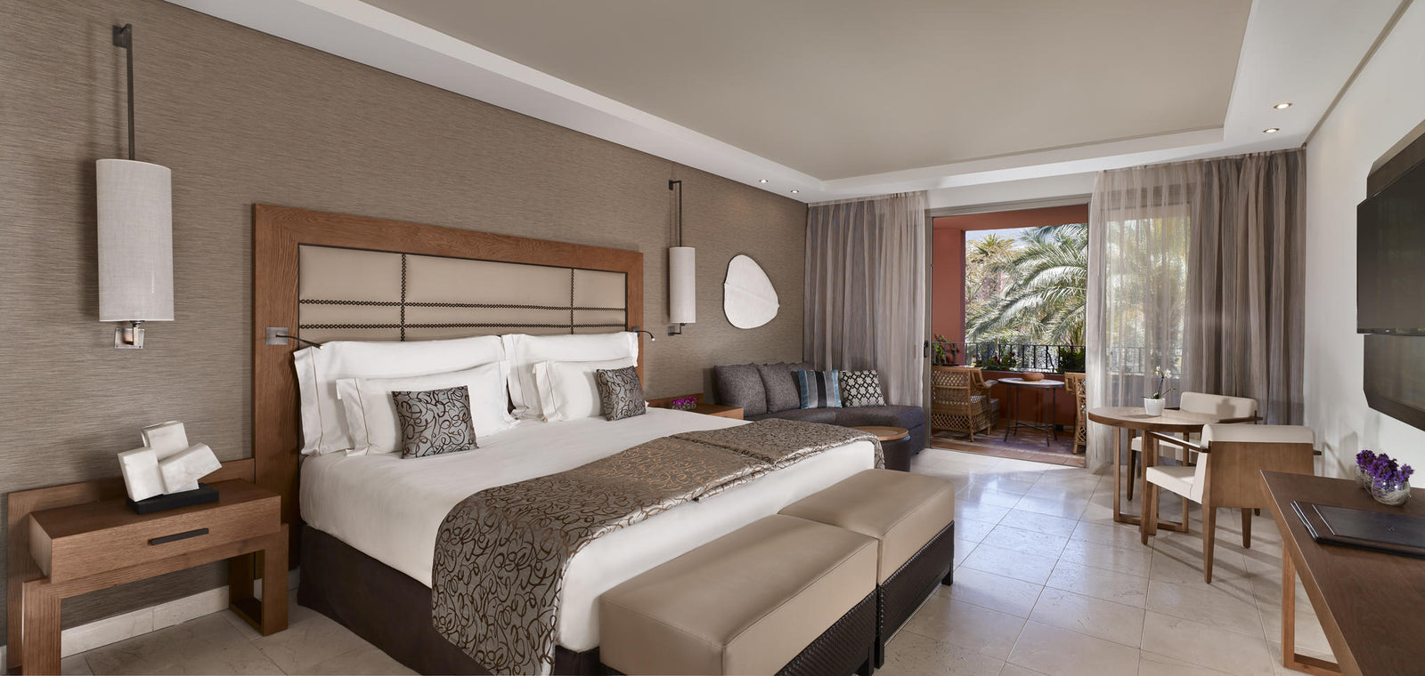 DELUXE ROOMS IN CITADEL & VILLAS