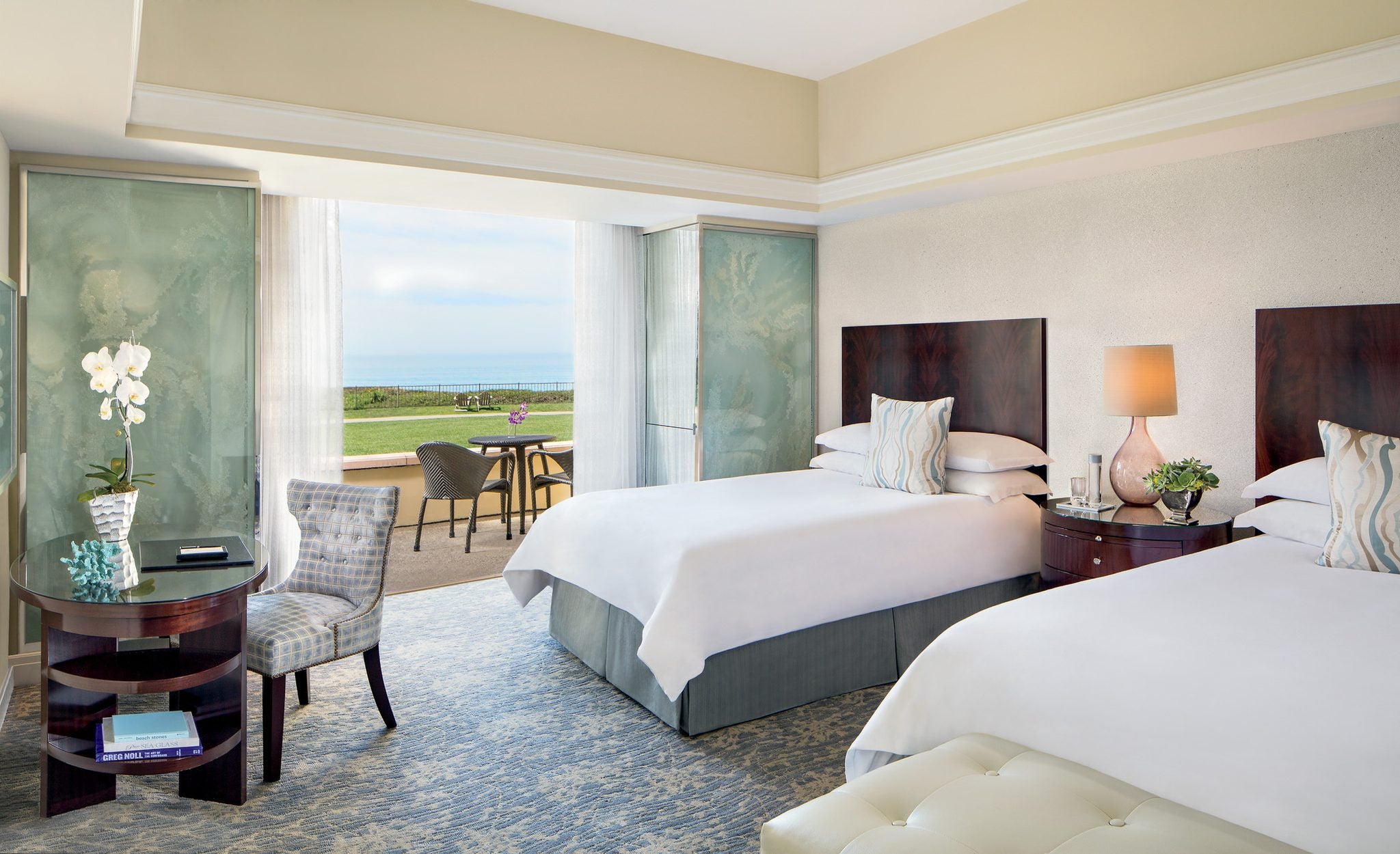 Club Level Coastline View Guestroom