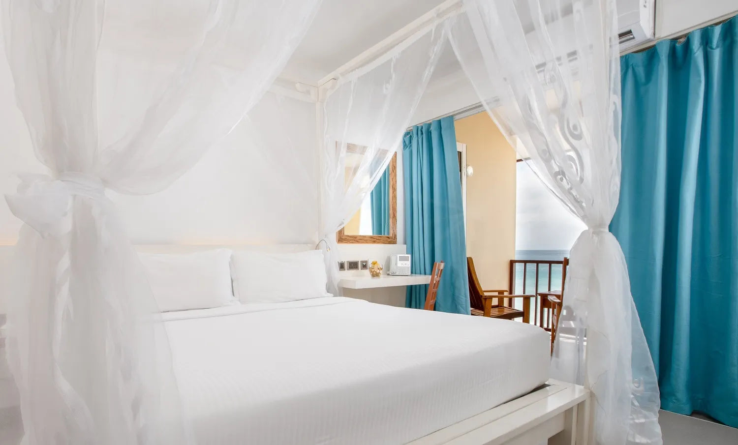 Room gallery image 1.