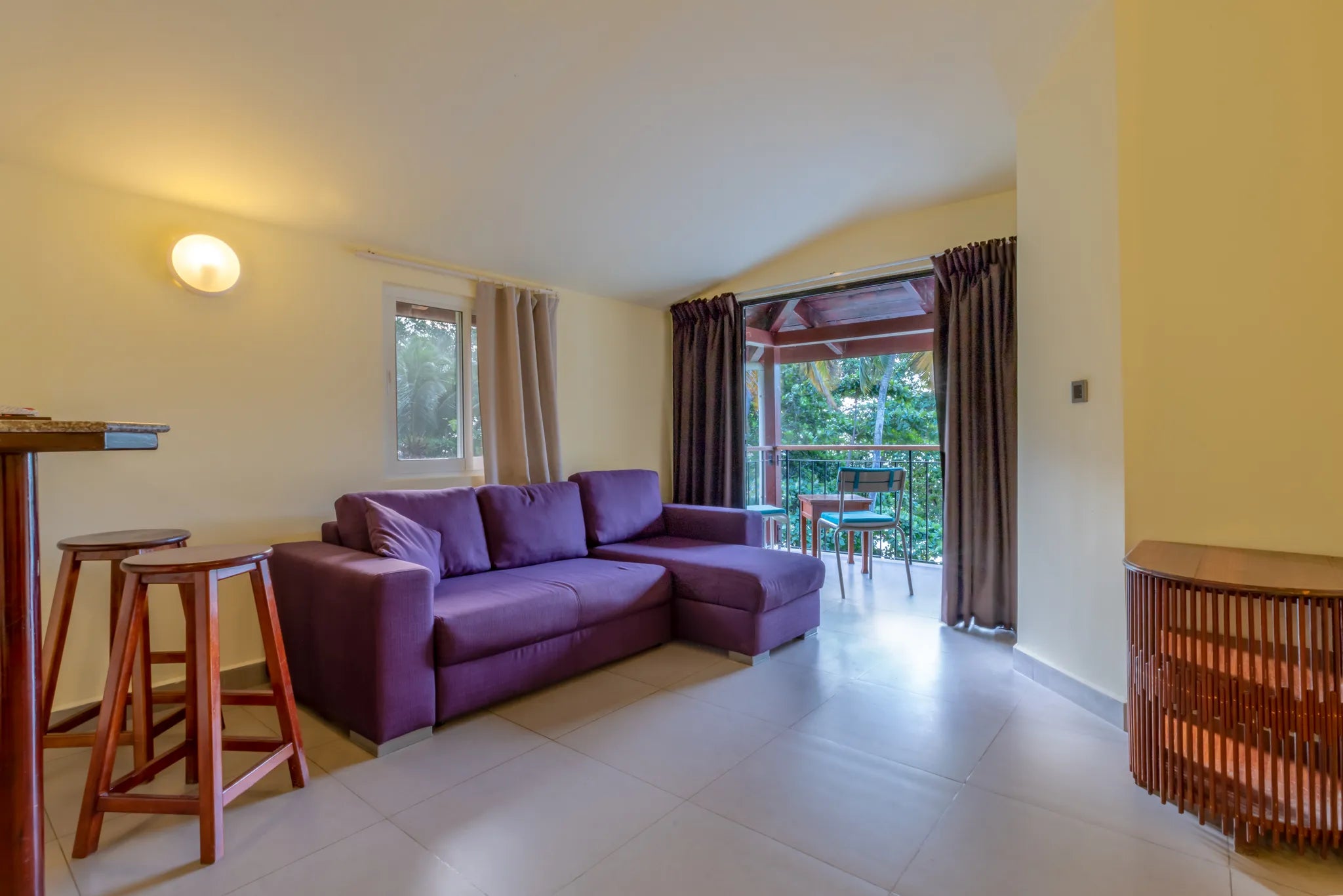 Room gallery image 1.