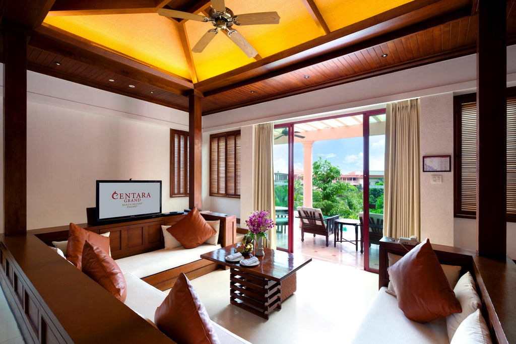 ROYAL VILLA - THE CLUB gallery image 4