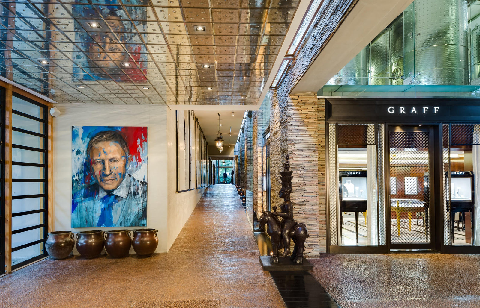 Flagship Boutiques