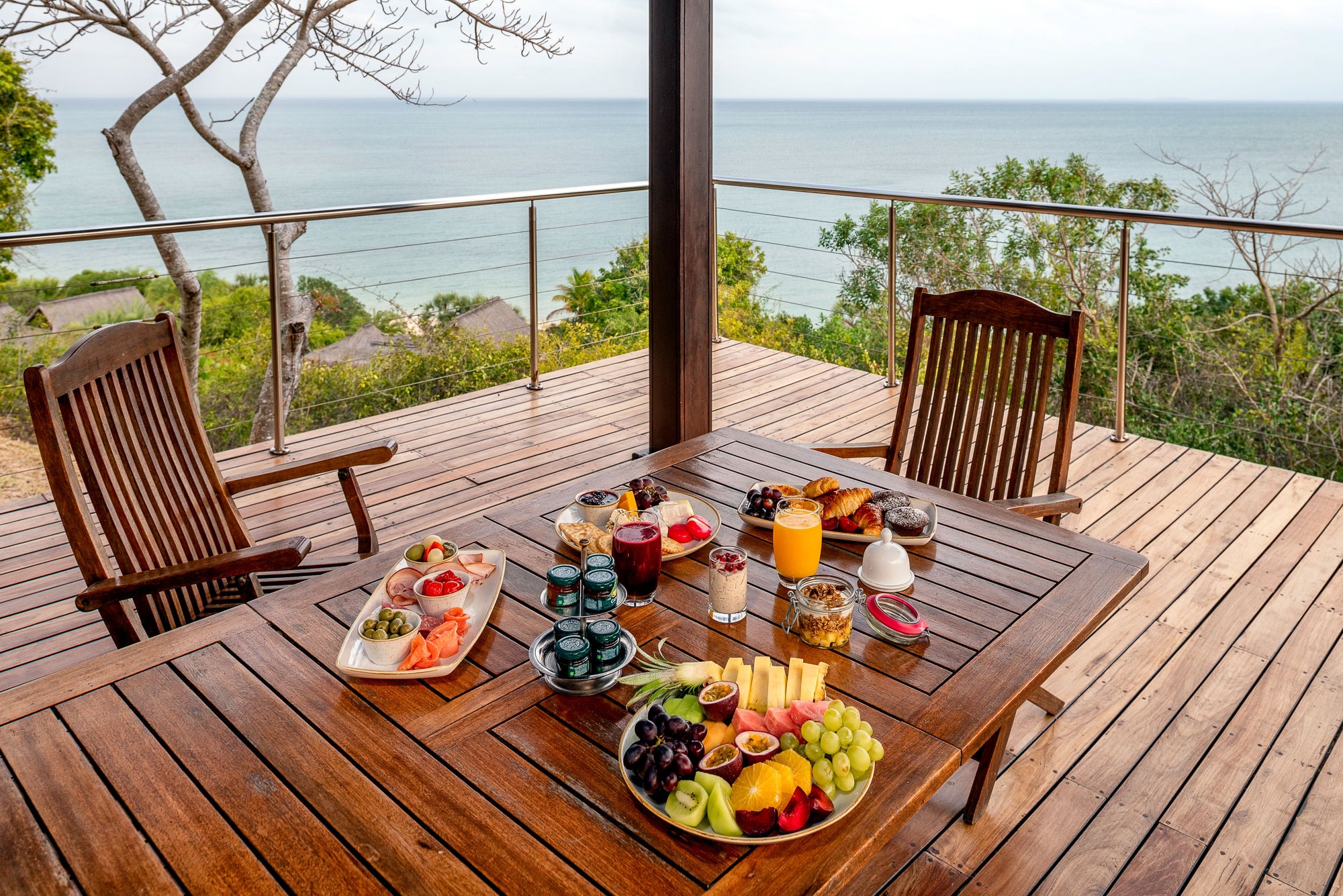 In-Villa Dining