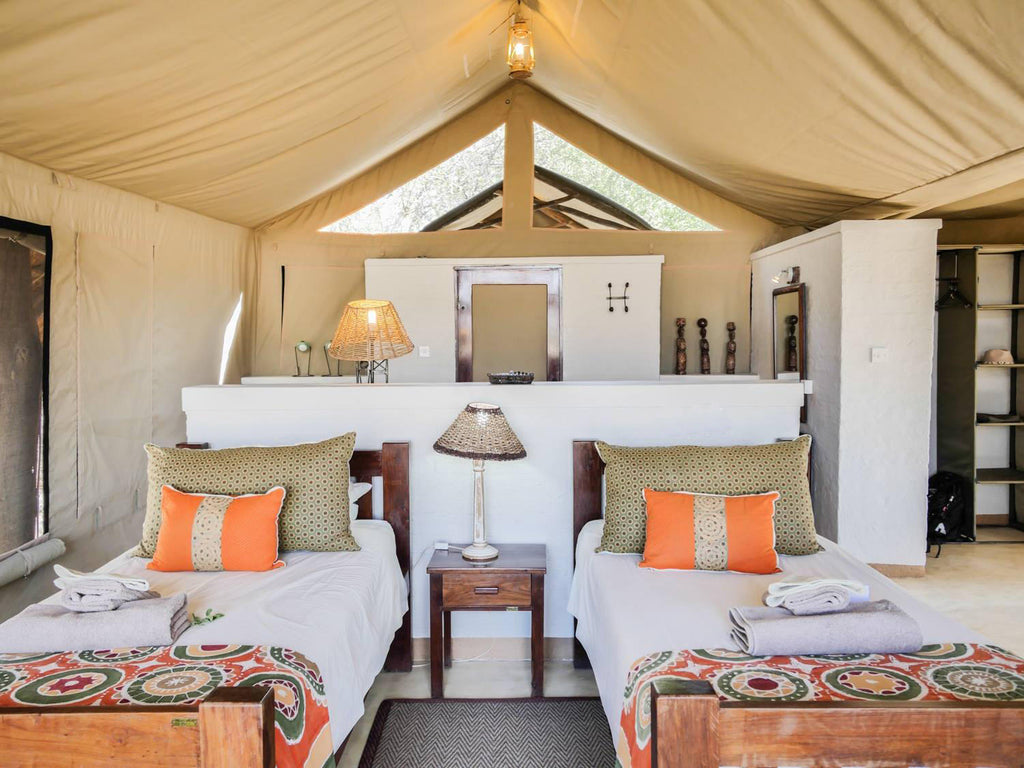 Deluxe Tent  gallery image 6