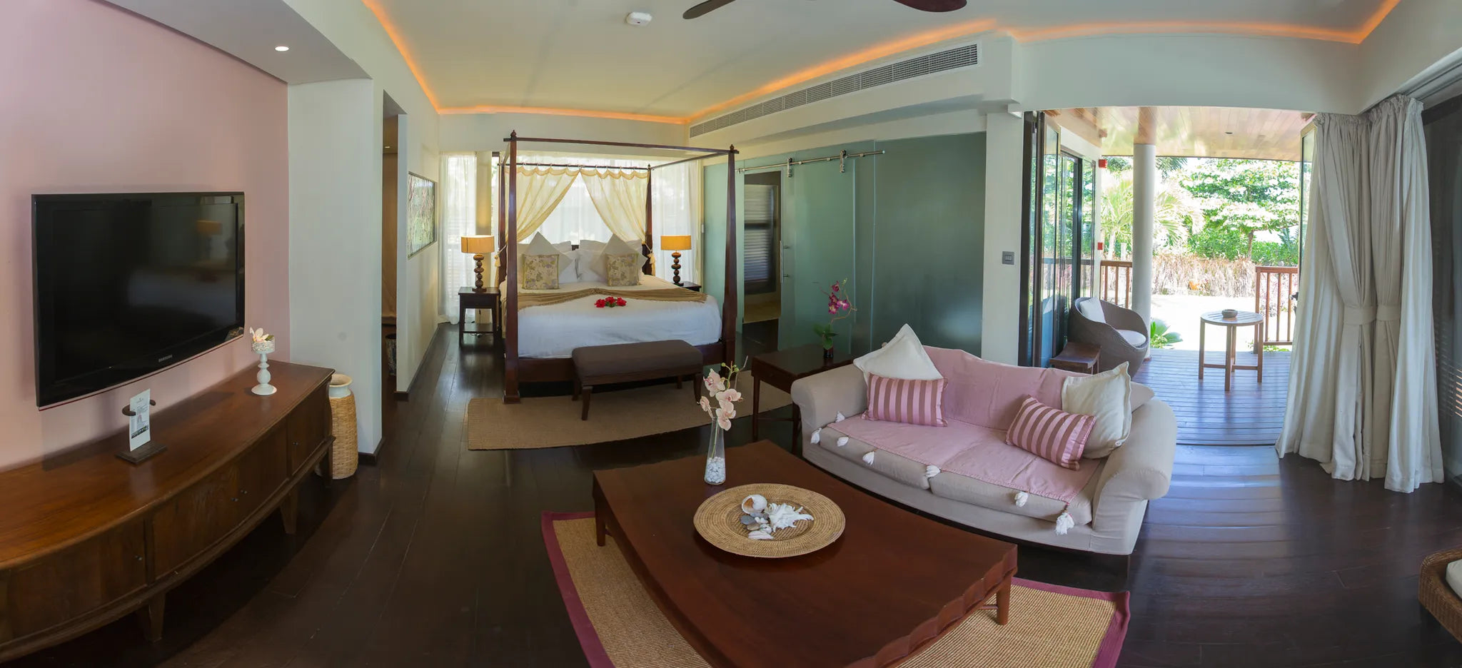 Room gallery image 4.