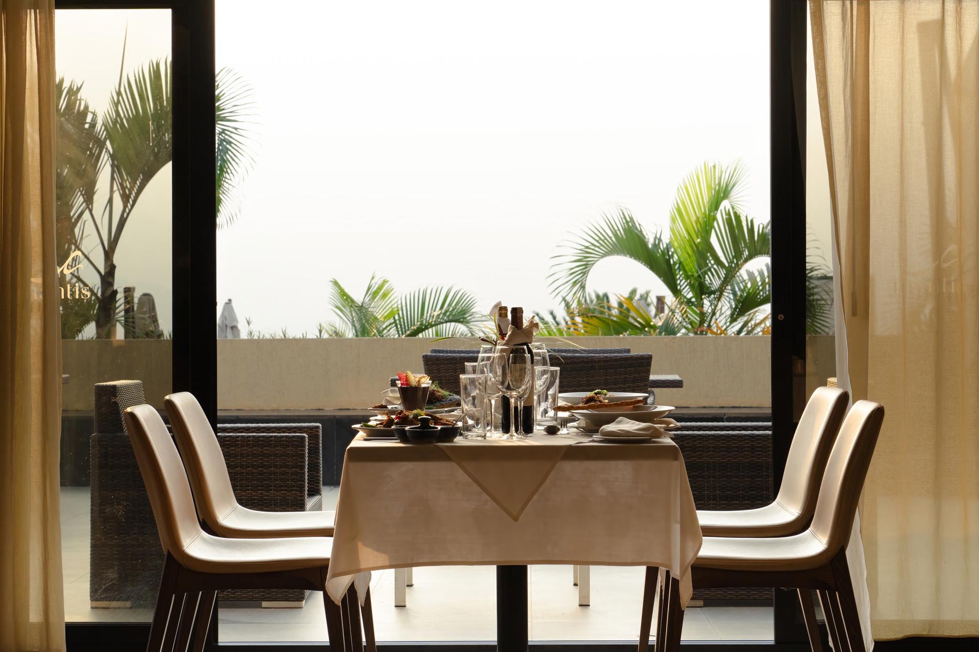 La Vue Restaurant gallery image 4