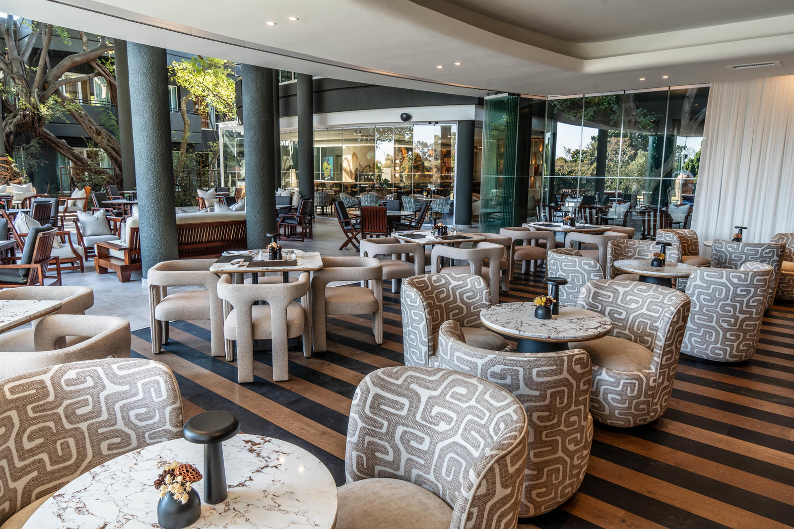 Piano Lounge