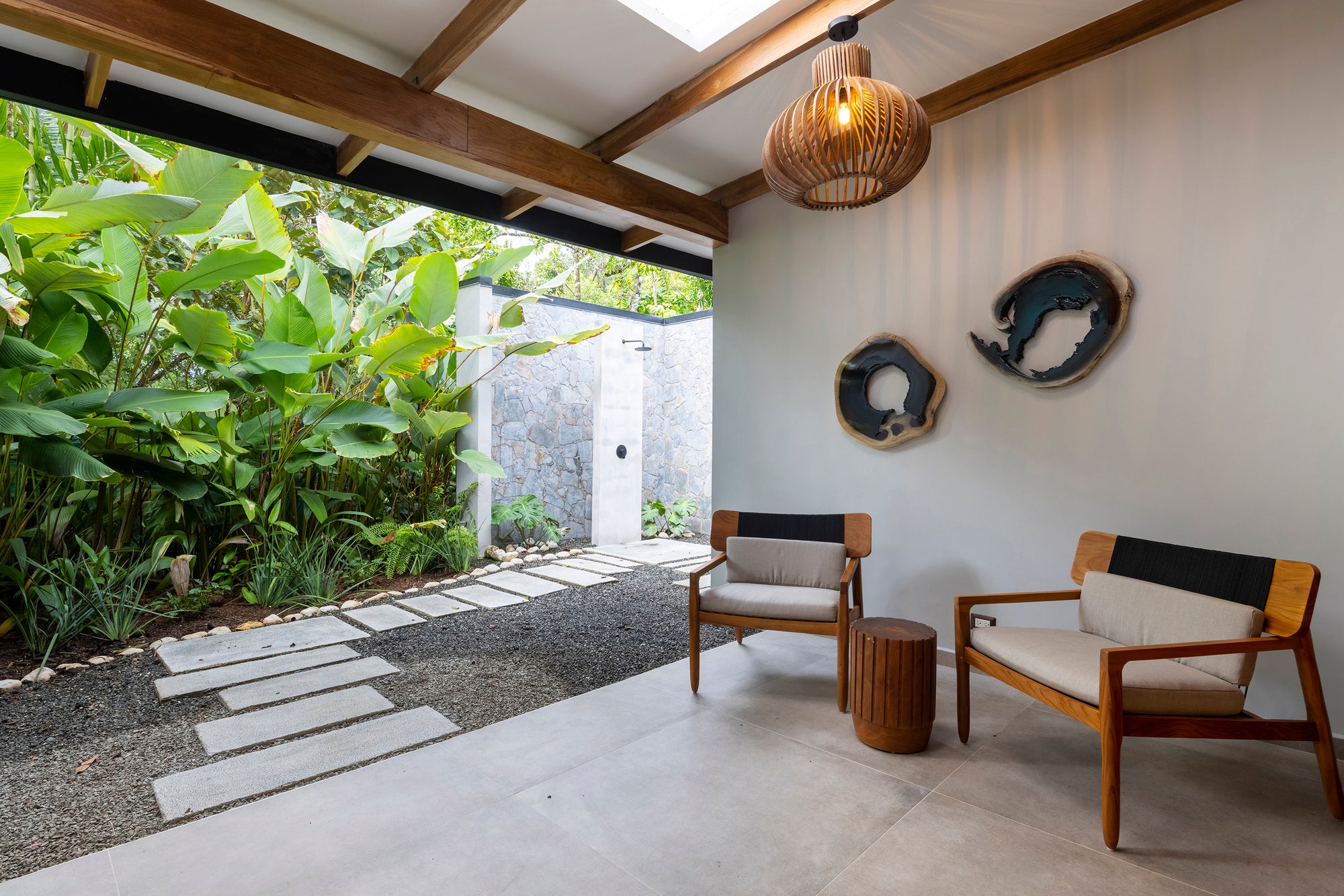 Poniente Room