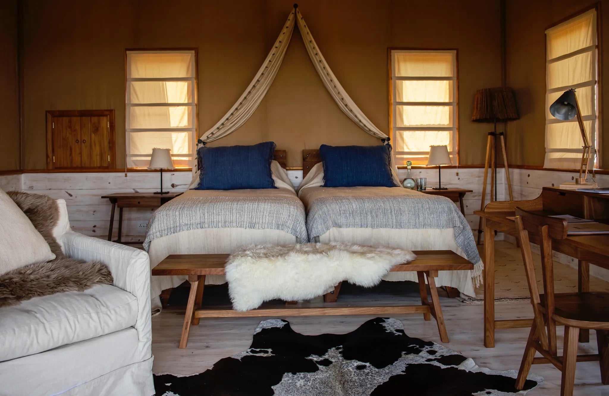 Room gallery image 1.