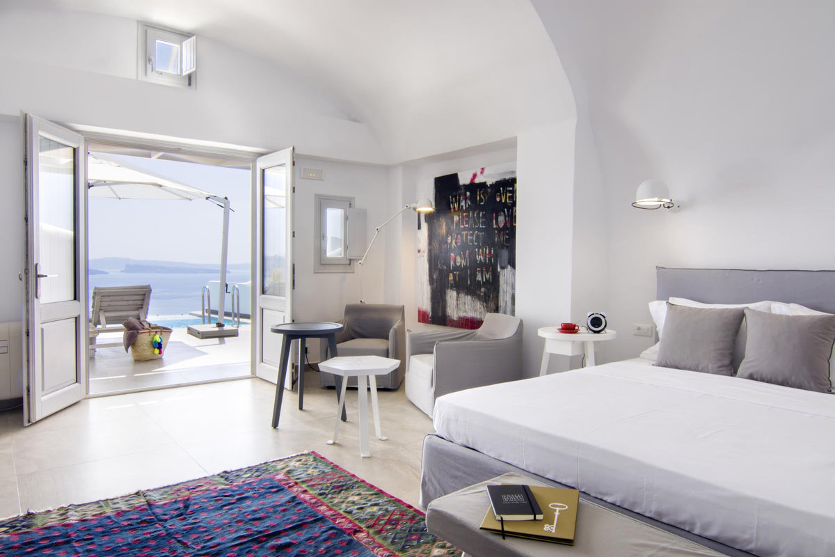 Grand Suite with Private Outdoor Heated Pool gallery image 2