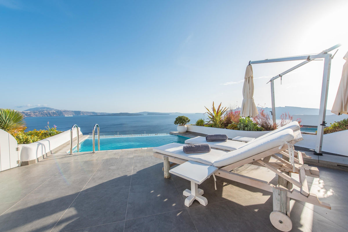 Grand Suite with Private Outdoor Heated Pool gallery image 8