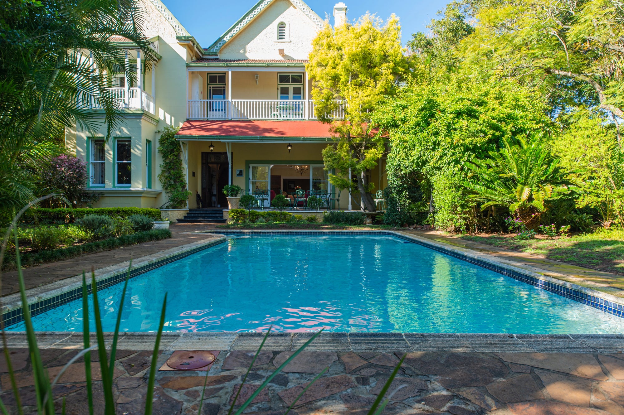 Hacklewood Hill Country House