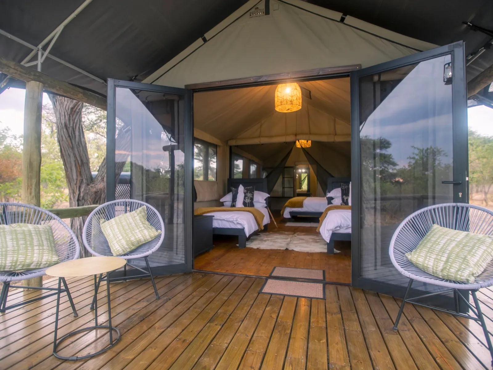 Room gallery image 1.