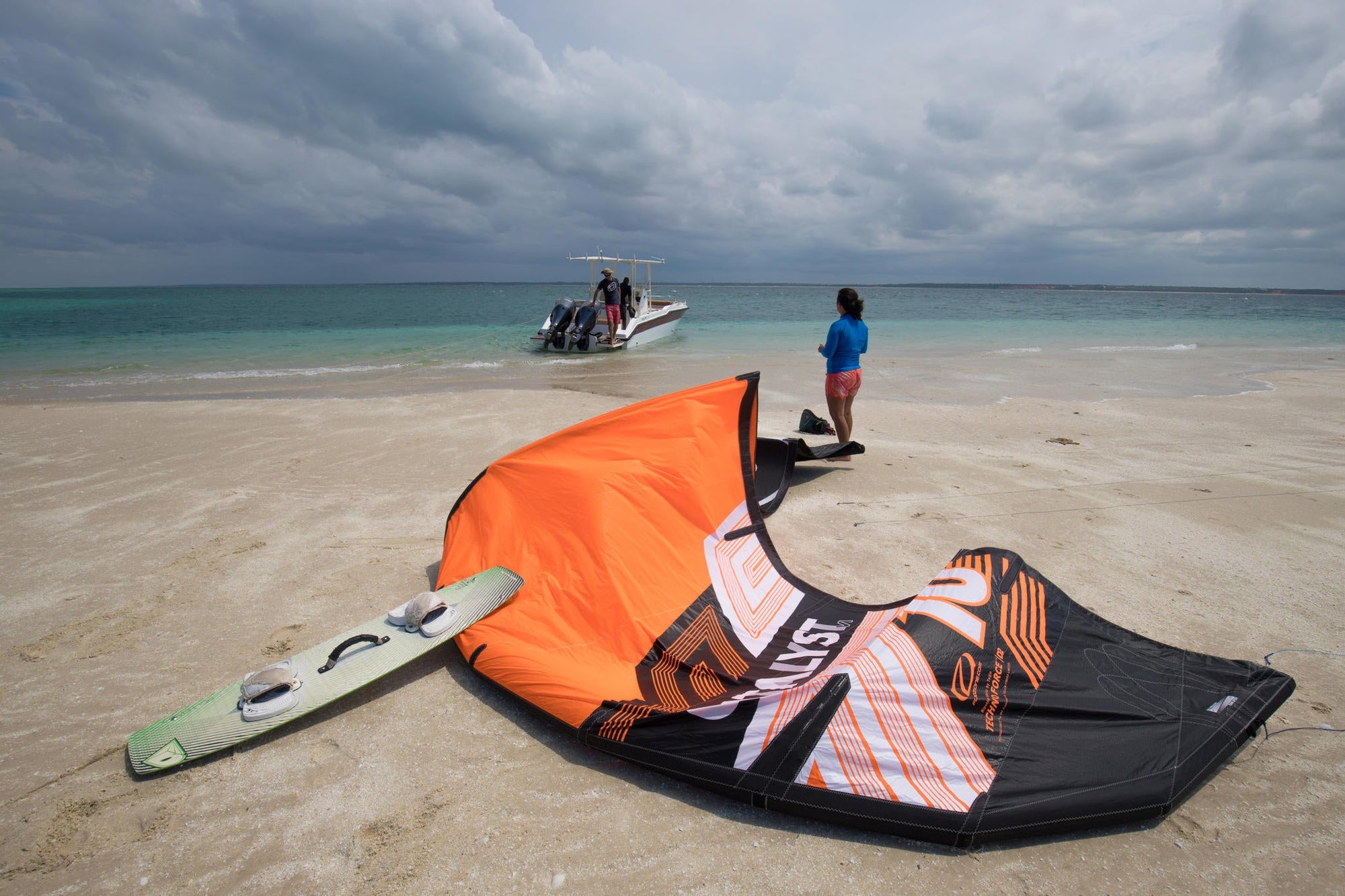 Kitesurfing gallery image 3