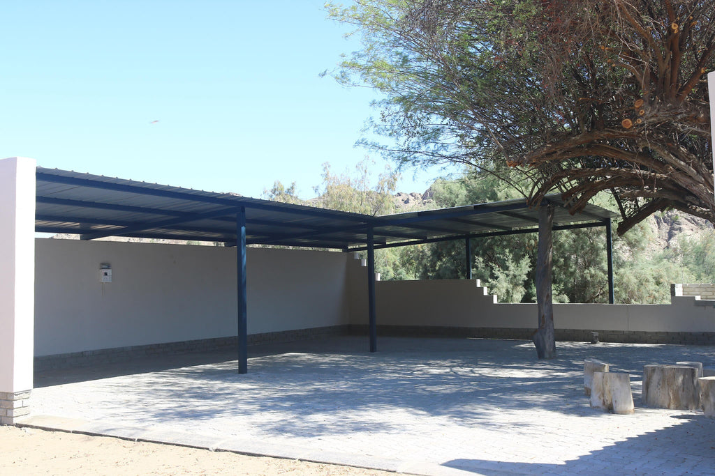 Deluxe Camping gallery image 3