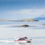 Cruising the Beagle Channel