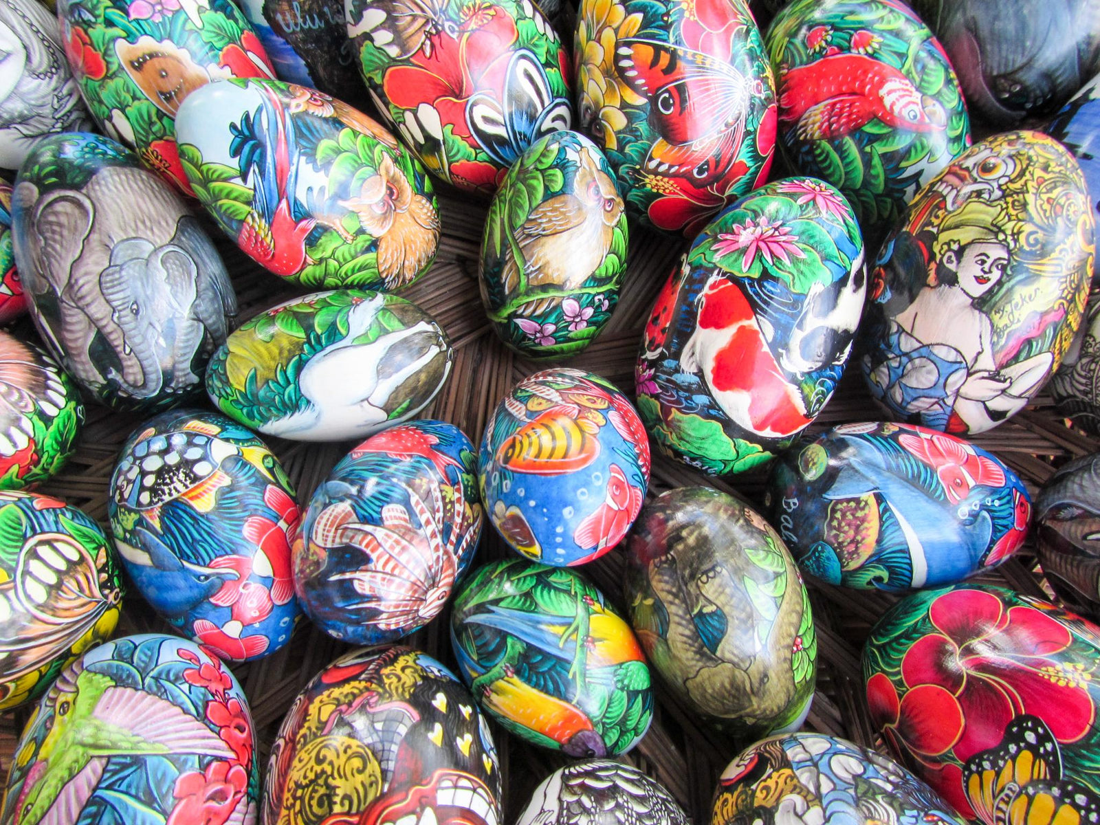 Balinese Egg Painting (Complimentary)