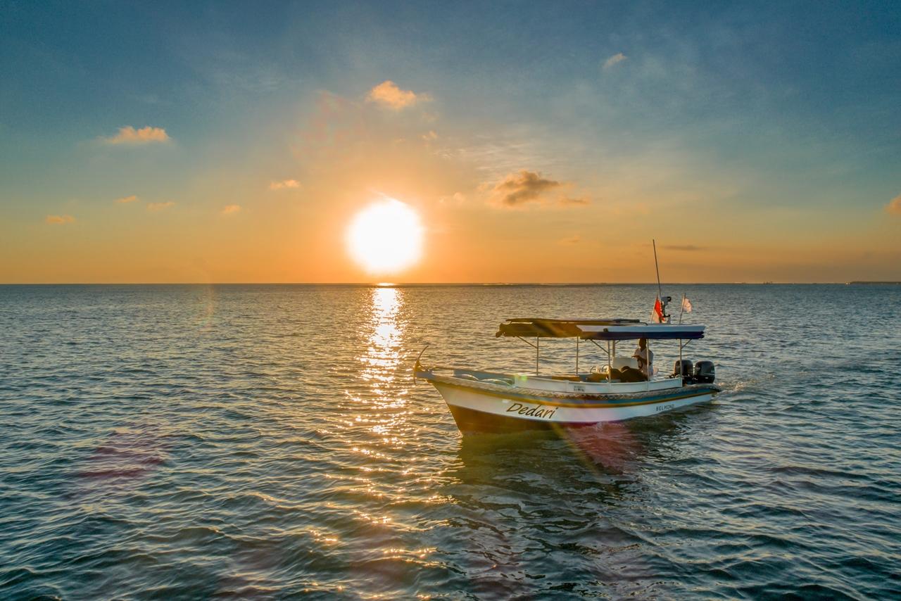 Uluwatu Sunset Cruise with Dedari gallery image 2