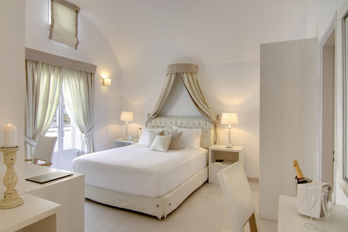 Junior Villa with Outdoor Heated Pool gallery image 2