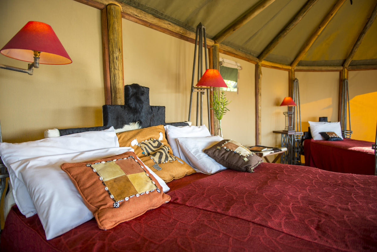 Deluxe tent gallery image 7