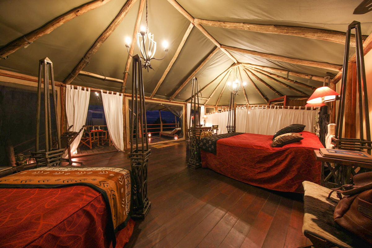 Deluxe tent gallery image 2