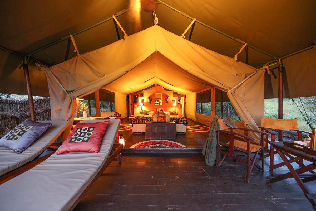 Deluxe tent gallery image 1
