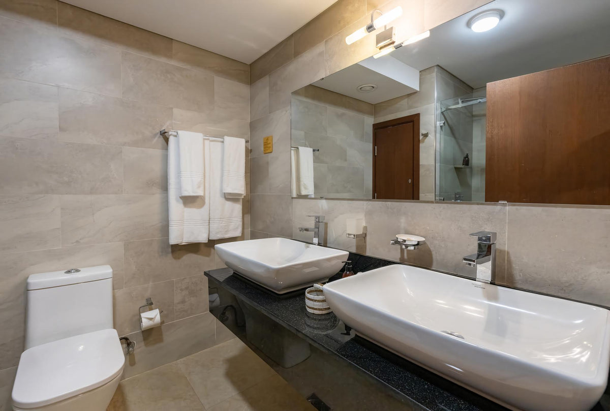 Deluxe Rooms gallery image 6