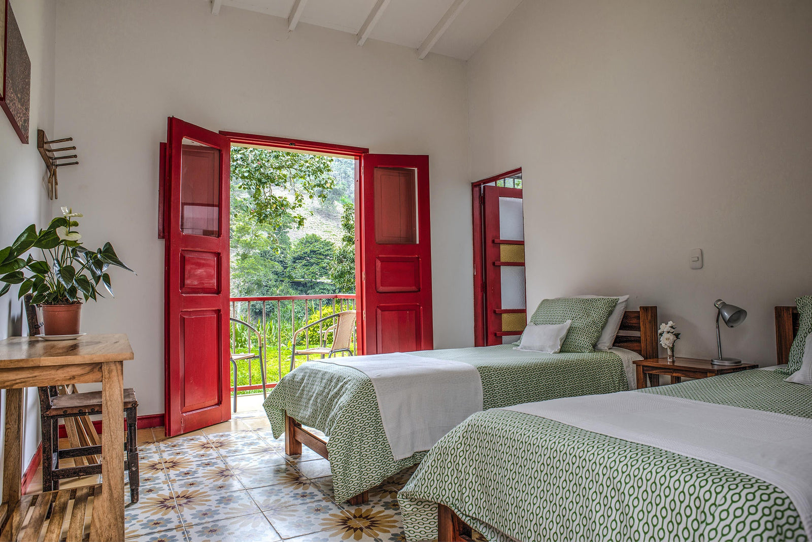 Twin Rooms Coffee Lodge