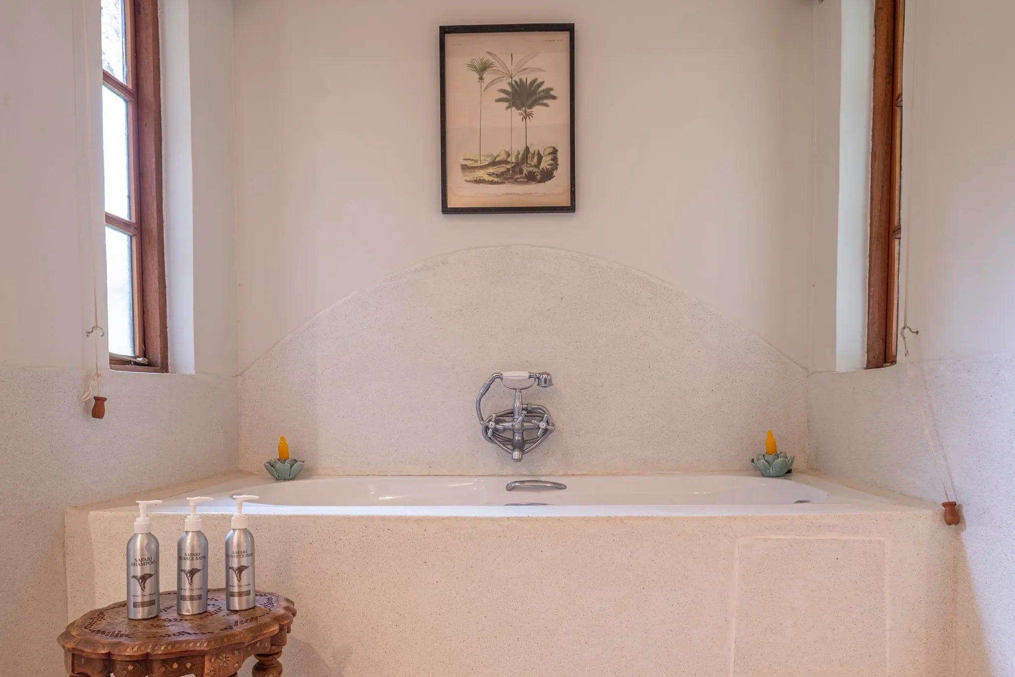 Room gallery image 3.