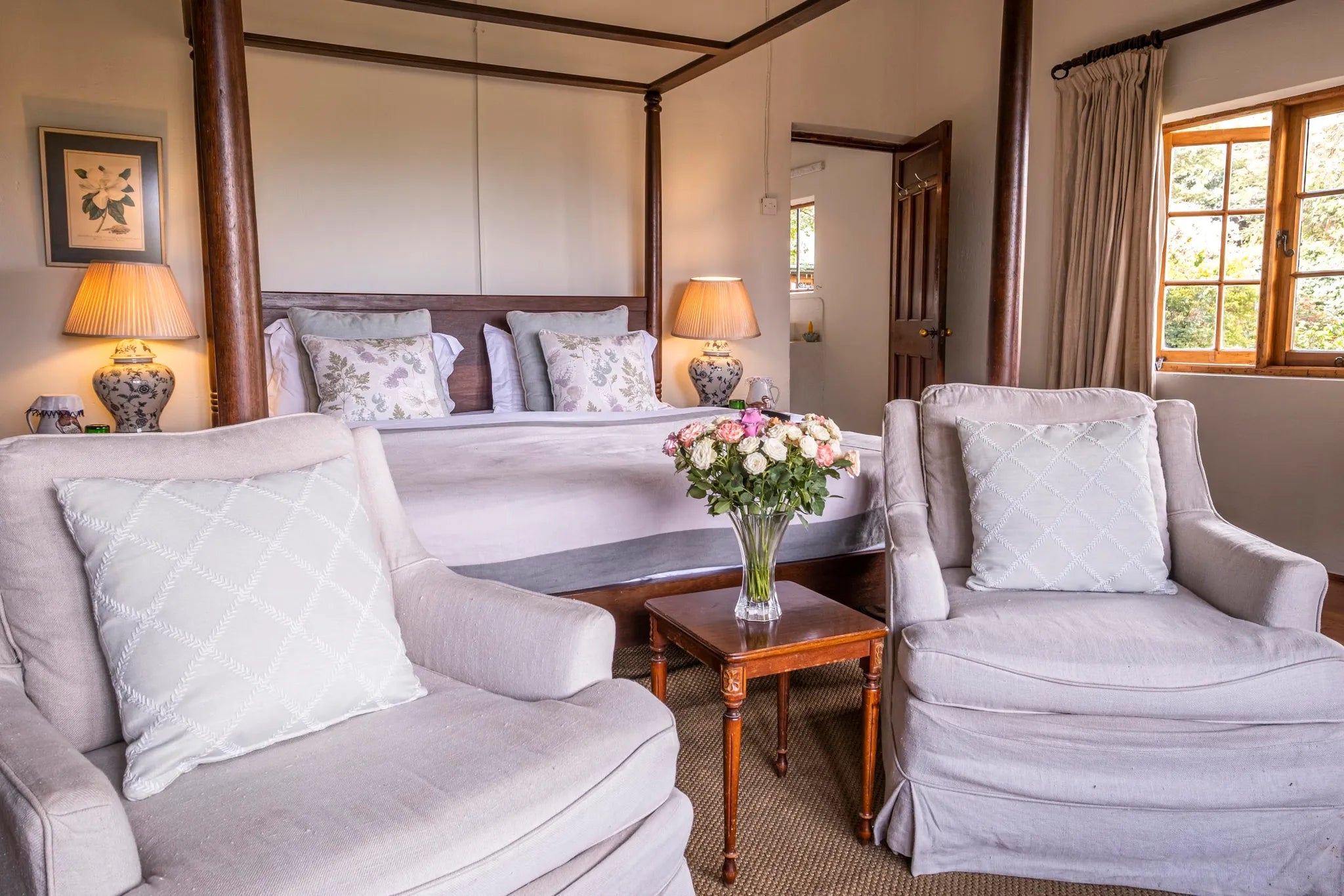 Room gallery image 3.