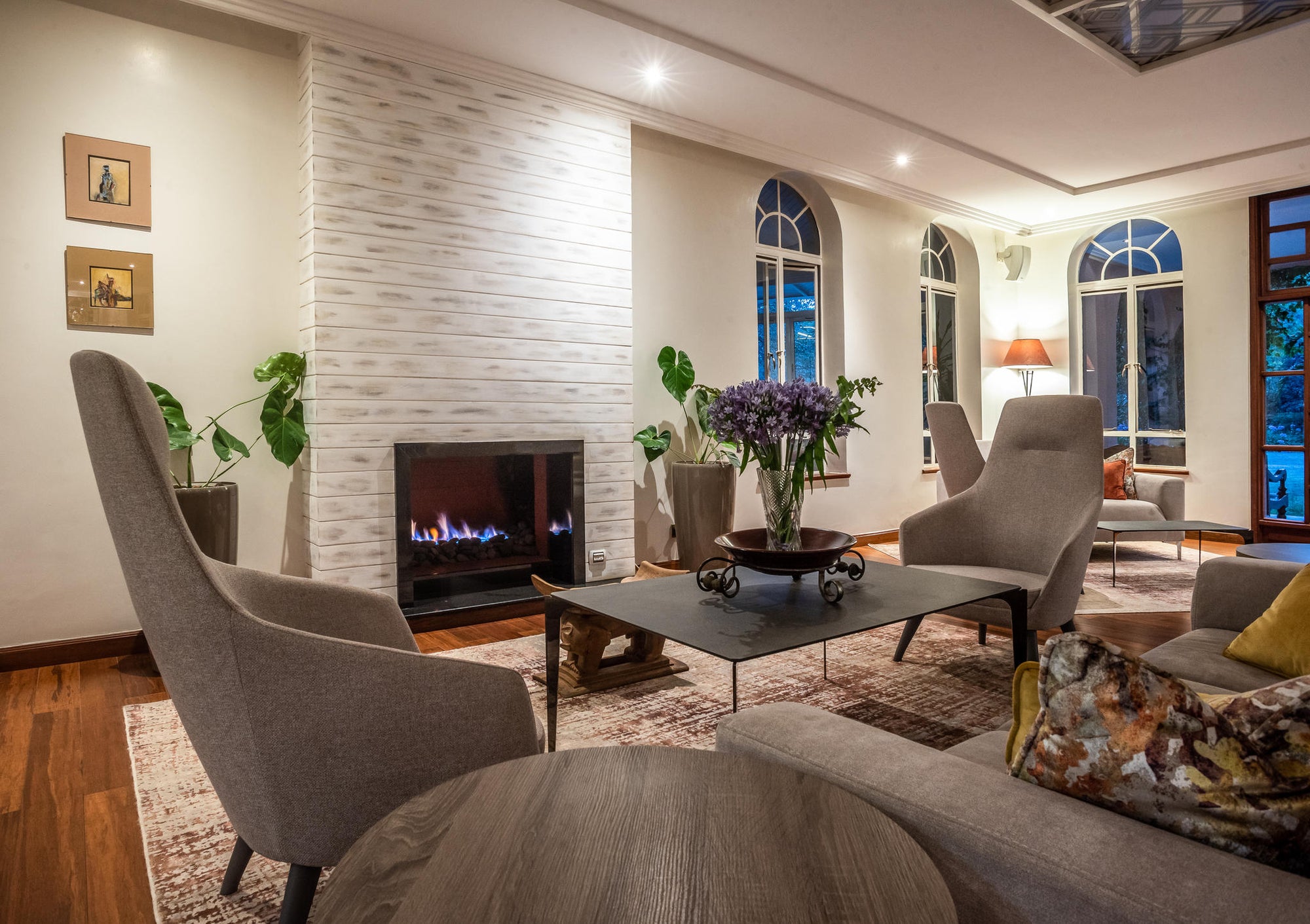 The lounge gallery image 3