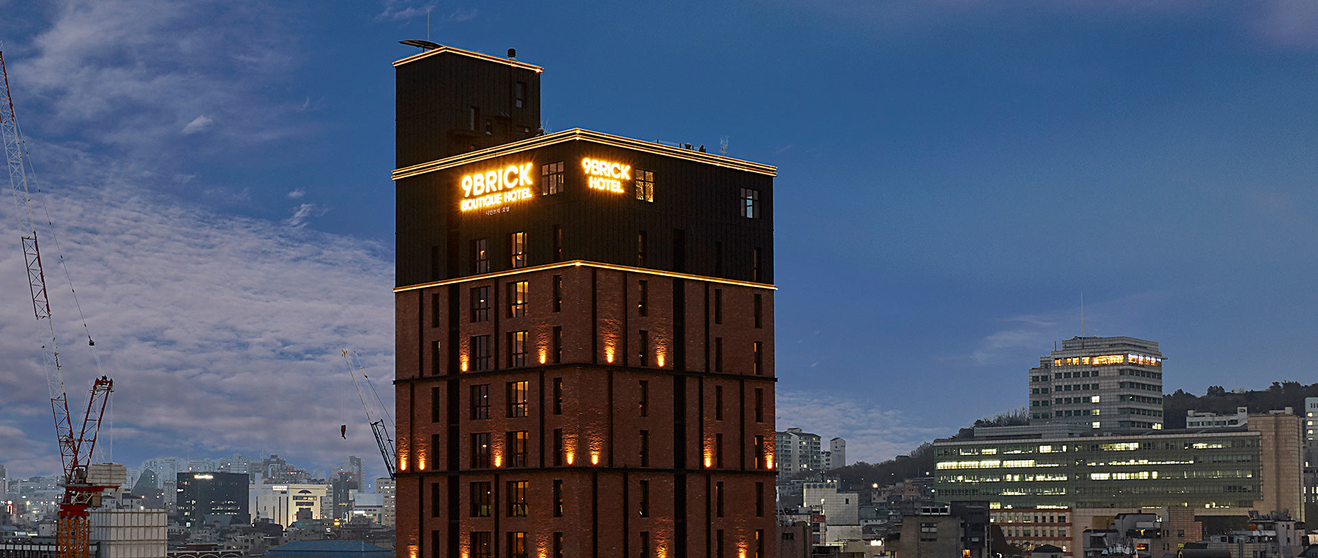 9 Brick Hotel