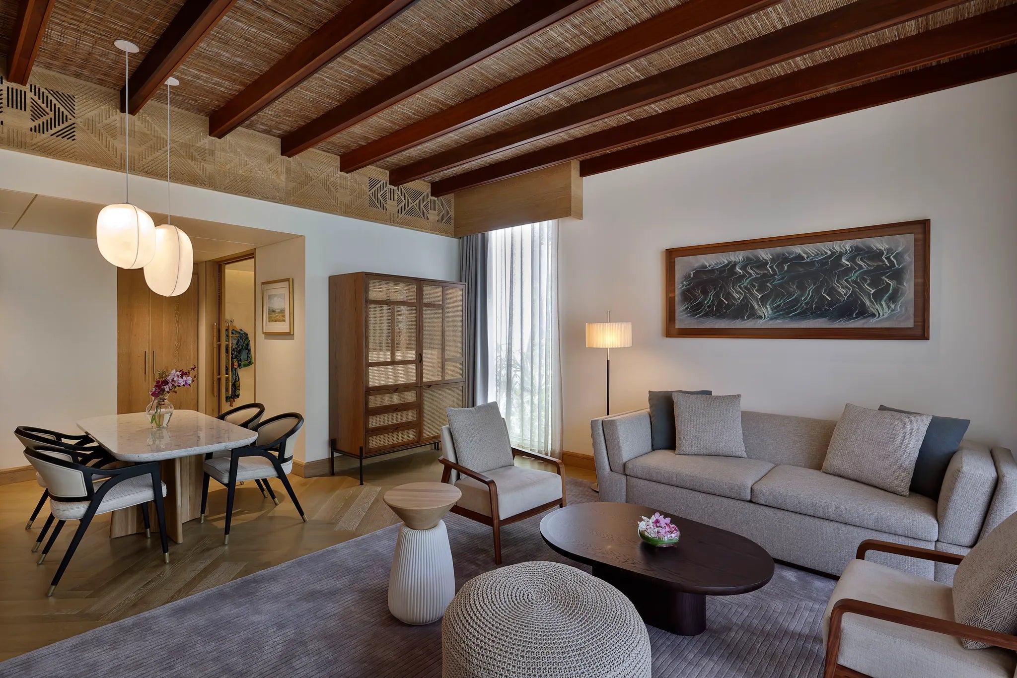 Room gallery image 4.