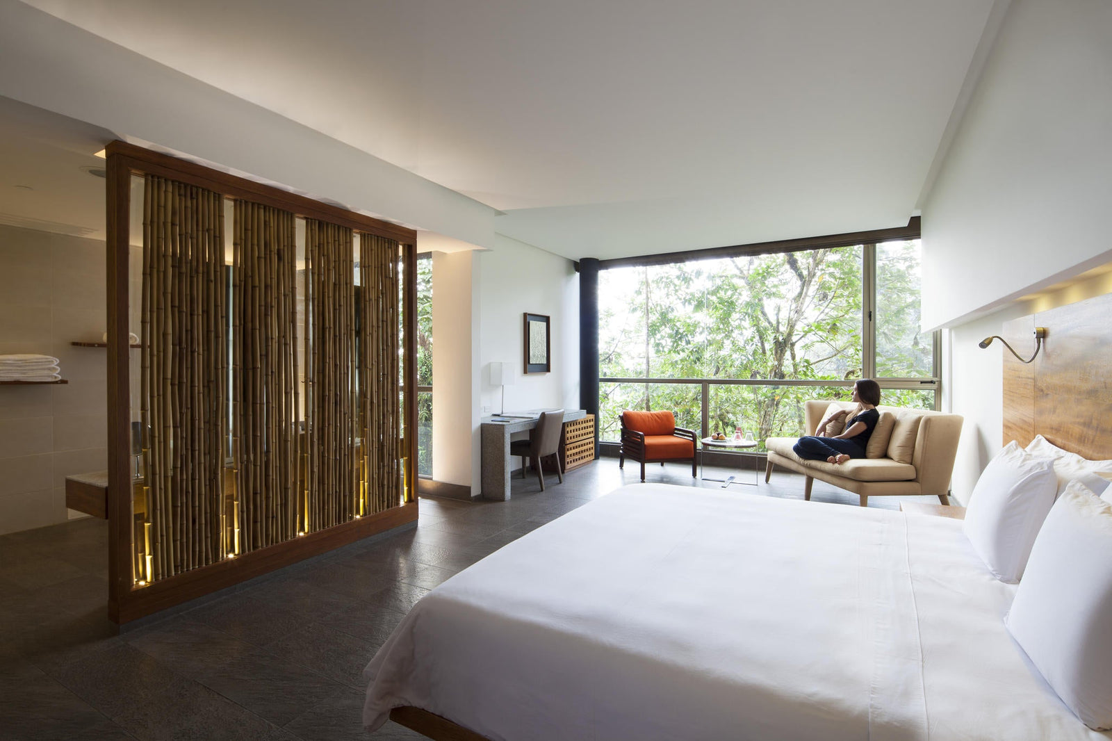 Yaku King Suite for Two (YSAY2)