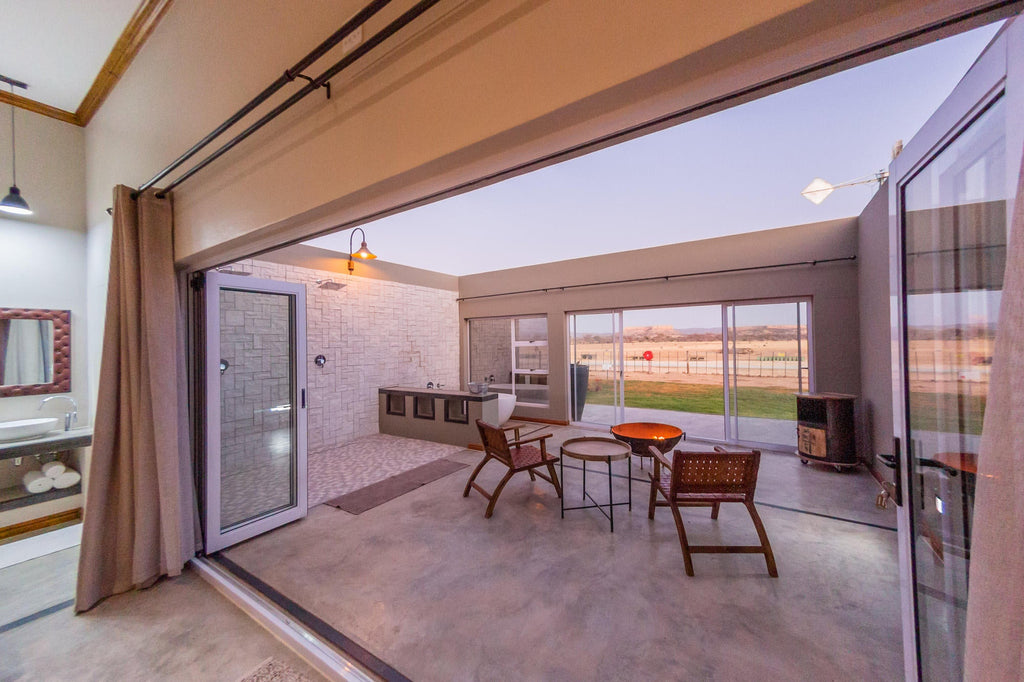 Superior Luxury Room gallery image 6