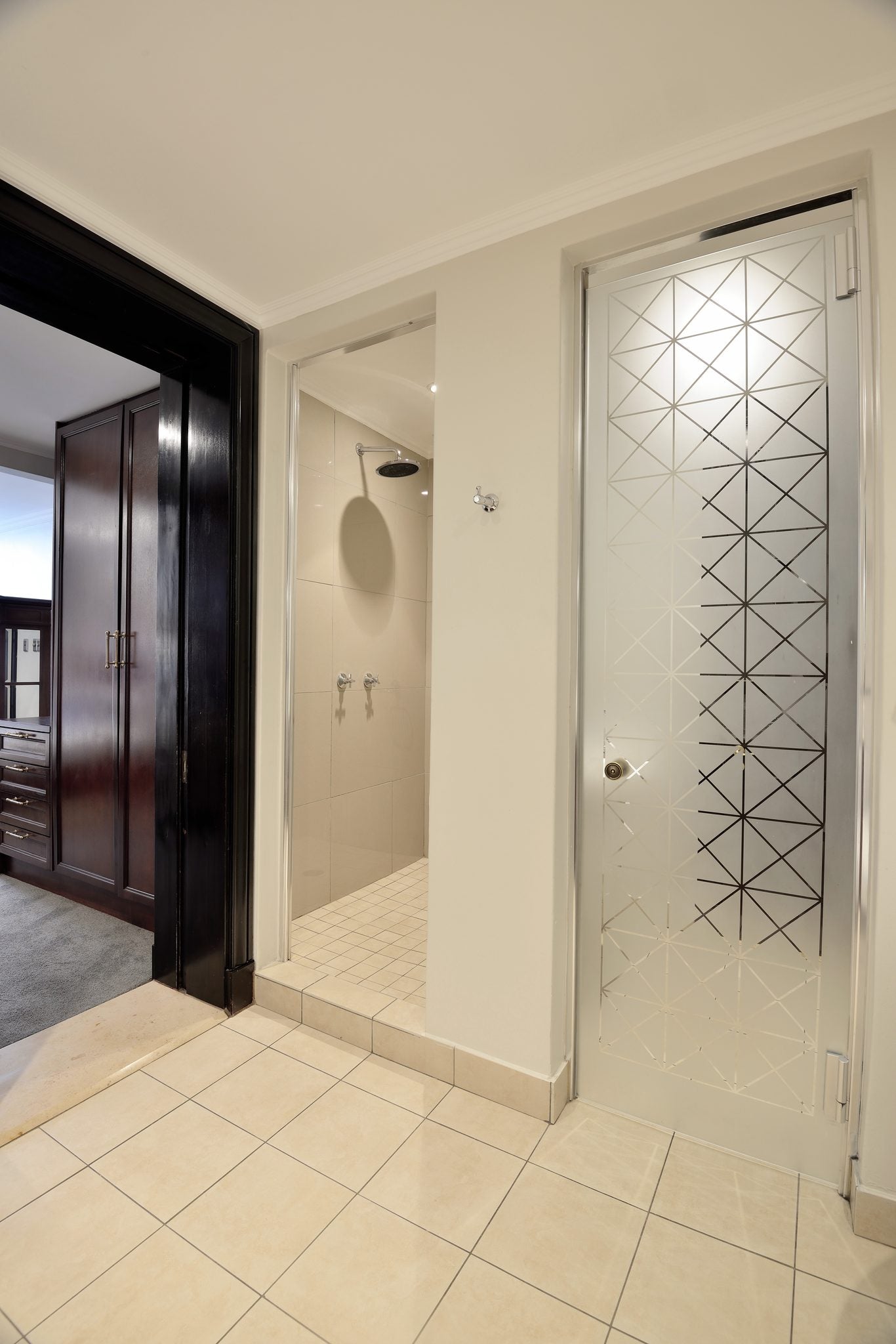 1-Bedroom Luxury Suite