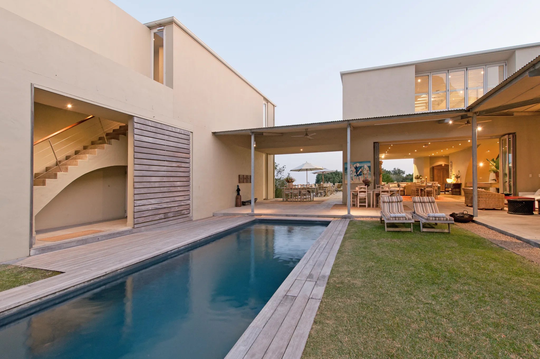 Room gallery image 64.